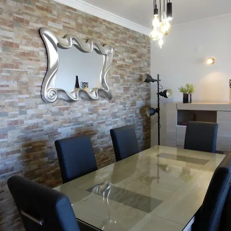 Lucas' House Апартаменты *