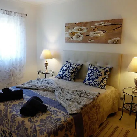 Апартаменты Lucas' House